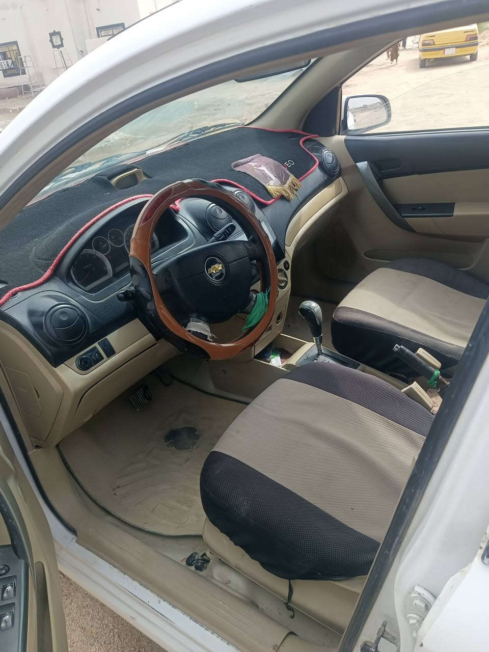 افيو موديل 10 سياره شريكة مكينه وكير حداديه وتبريد وتخم تاير جاهز 
سياره رقم نكليزي سنويه 27  مكان سياره سماوه ناحيه الكرامه سعر  67بيها مجال ***********
