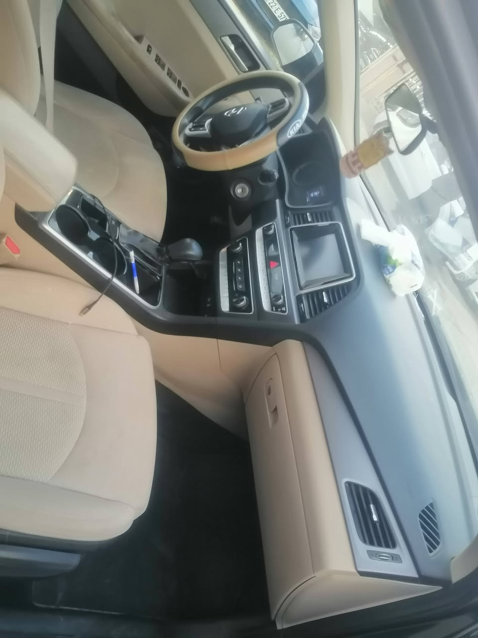 سلام عليكم سوناتا للبيع موديل 2019  حدثه الأمريكي بارد بدايت جاملغ  رقم كربلاء سياره جاهزه تخم تاير باتري جديد حداديه صار سبوع شاده صدر كامل مكينة وكير مكفولات ماشيه 67 عنوان كربلاء سعر ١٣٠ وبيه مجال حك الجيه رقم الهاتف ***********
