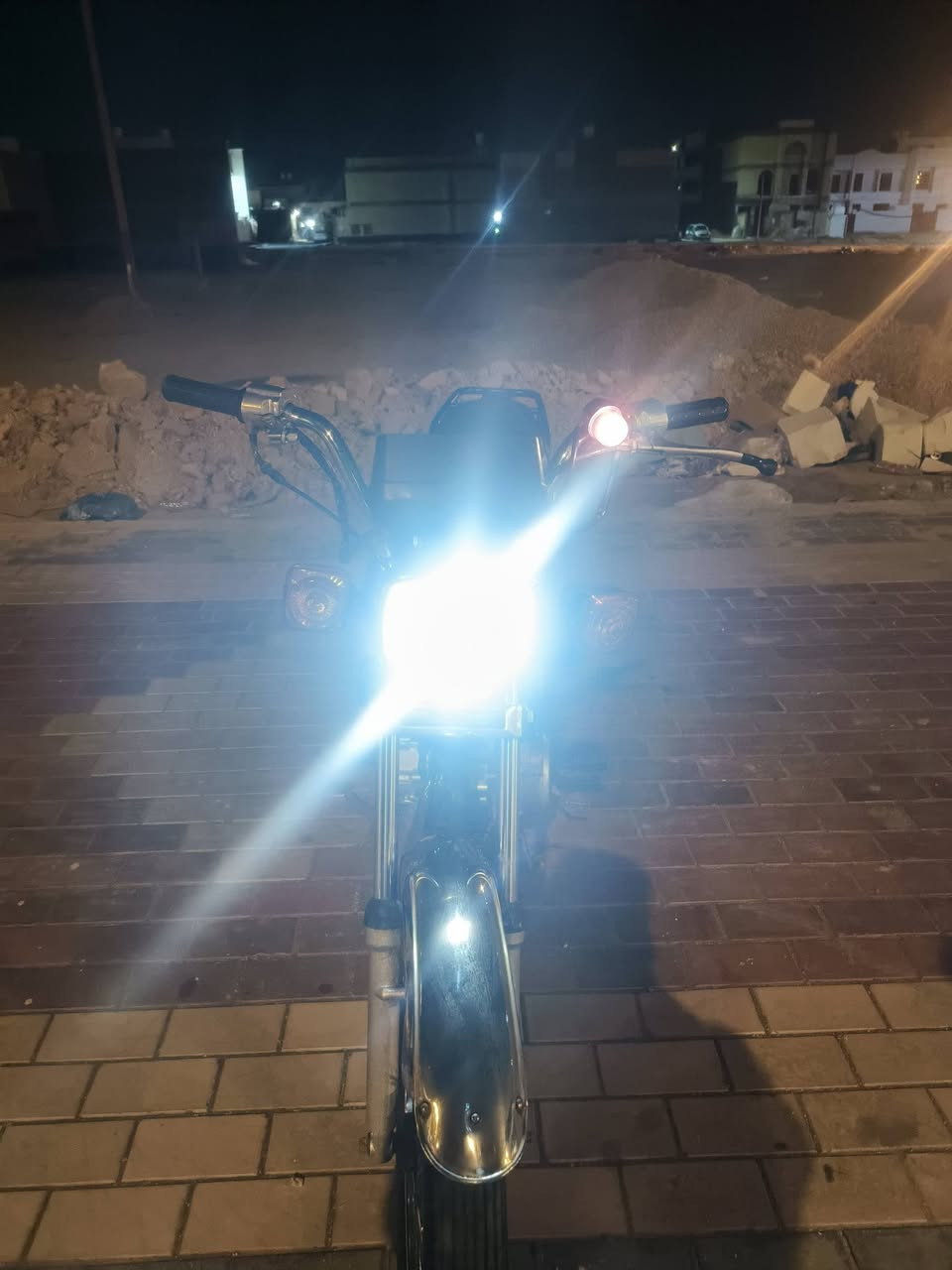 دراجه مديل ٢٠٢١ نامه اصلي أوراق اصولي الدراجه كمله اي نقص مابيها 
السعر ٧٥٠ وبيها مجال 
***********
