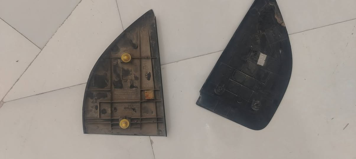 سلام عليكم غراض افيو لبيع تراشي بيبان جمام خلفيه مل باب قفل هوه واليده كامل ضفره مل باب مكان بابل ***********
