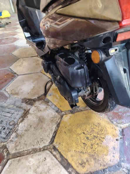 سلام عليكم دراجه للبيع كهربائيه كله شغلاه دراجه كايمه ابيع كوم حديدد سعره 120 وبيه مجال 
رقم ***********
