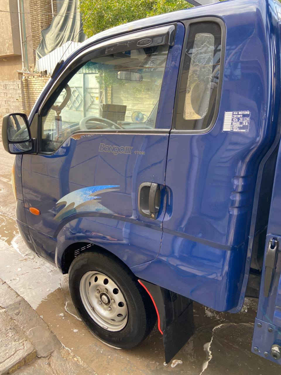 السلام عليكم (( مكلف بالنشر ))
كيا حمل للبيع السيارة موديل ٢٠٠٨  صدر جديد/ تخم تاير خلفي/ تبريد عاطل/ مكينة مسكر 3000 /  السعر 110$ ___ لأي تفاصيل هذا رقم صاحب السيارة  ( *********** ) محمد ابو عبدالله
