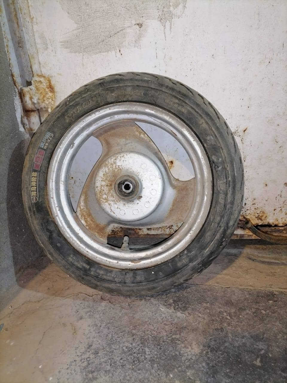 غراض دراجه بيجي للبيع مكينه كايمه تاير كدام كزوز اصلي جديد


**إذا كنت صاحب هذا الإعلان وتريد حذفه لأي سبب، رجاءا أرسل رسالة إلى الدعم الفني**