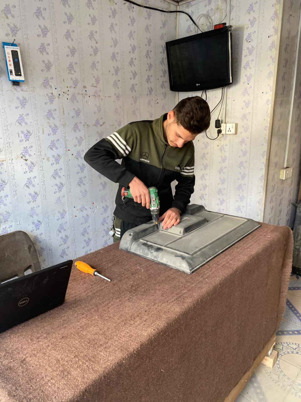 أللهم صلي على محمد وآل محمد 
تم بعون الله افتتاح ورشه عباس 
المكان بكرلي قرب جامع عمار إبن يأسر ومجاور مصور الشرق 
أي ستفسار أتصل *********** واتساب 
ورشه عباس لتنصيب الستلايت وتصليح العاكسات ومكاين الحيم الكتروني 
يتوفر شاشات للبيع داخل المحل وشراء شاشات العطلانه 
وأيضا يتوفر ريمونتات جميع الأشكال 
متواجد بل محل من الصبح لليل 
أهلا وسهلا بيكم
