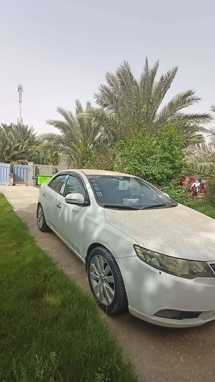 السلام عليكم سيراتو للبيع موديل 2012 وارد خليجي بها قطعتين ونص محرك وكير خير من الله محرك 1600 السياره السياره مواصفاتها تبريد بيانو او لمس شفتات ستيرن تحكمات ستير ن الشاير بالمري شاشه تاب كاميرا حساسات السياره رقم اربيل السنويه بعديها ما منتهيها باسم كردي مضمون تريد وكاله التحويل السياره تجي وتكلبها وتشوف احلى من الصوره دوشه عامه تايرات جدد وياله جدد السياره ما ناقصها اي شيء السعر 90 وبيها مجال للطيبين المكان طويريج قضاء الخيرات الاستفسار***********

ملاحظه: يعجبك ادعي الغيرك ب الرزق ❤💫

