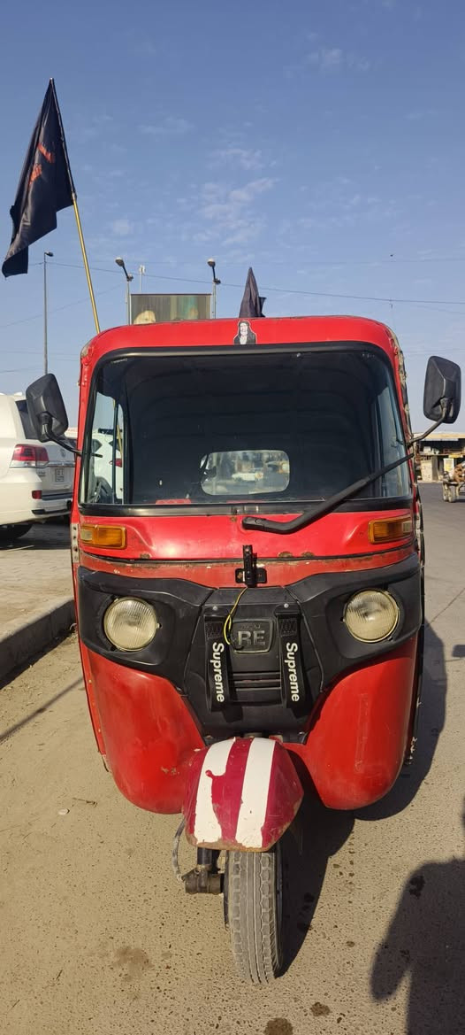 تكتك للبيع موديل 18 مكينه 20 مكان بغداد مدينه الصدر *********** سعر ٣ ونص مستعجل للبيع شراء يتصل
