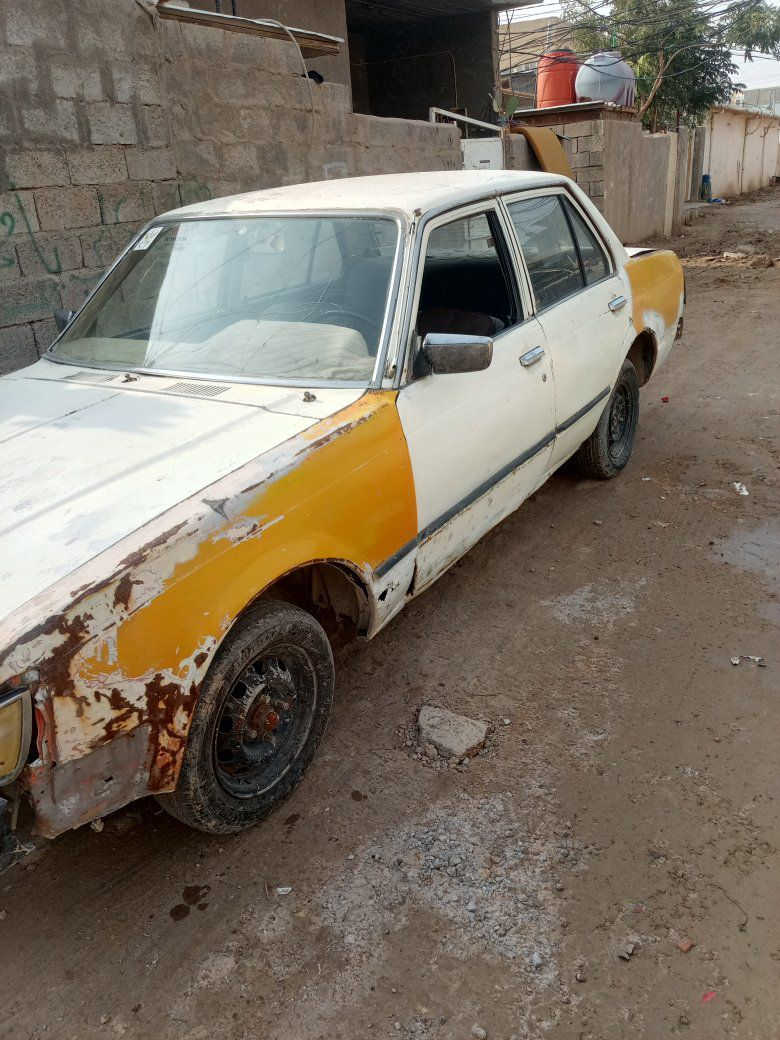 مرونه موديل 81 مكينه وكير وكسل مكفولات شواصي نضيفات رقم انبار احمر لشرعية موجود تحويل. لسعر 10ورقات مكان لسياره بغداد. رقم لهاتف ***********
