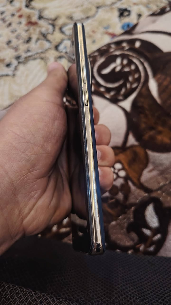 جهاز ريلمي 12 برو بلس 
ذاكره 512
عشوائيه12+12
بطارية5000
كامراته فول زوم 120x
الجهاز نظيف حيل ما مفتوح فقط الشاصي شويه مضرب او مماثر عل جهاز نهائيآ رايده 300 او بيه مجال بسيط مكاني داخل الحويجه ***********
