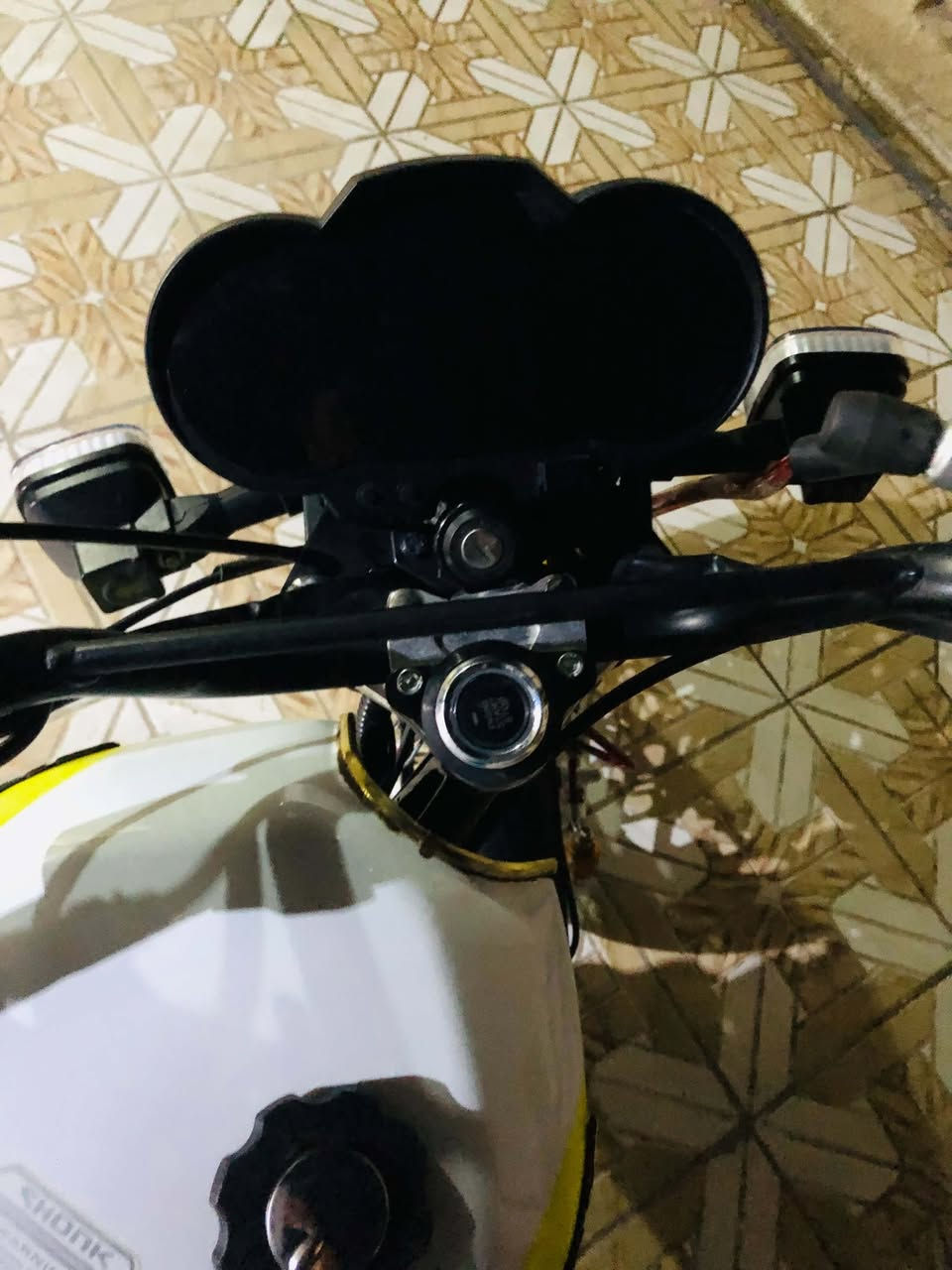 سلام عليكم حبايب دراجة سيفانه مكينه سودة لبيع مكفوله كفاله عامه موديل 25 جديدة بل جيس تجي وشوف بعينك ما متعوبه لسعر 850وبيها مجال لشراي مكاني حله شارع 40 هاذا رقمي *********** ول خاص مفتوح
