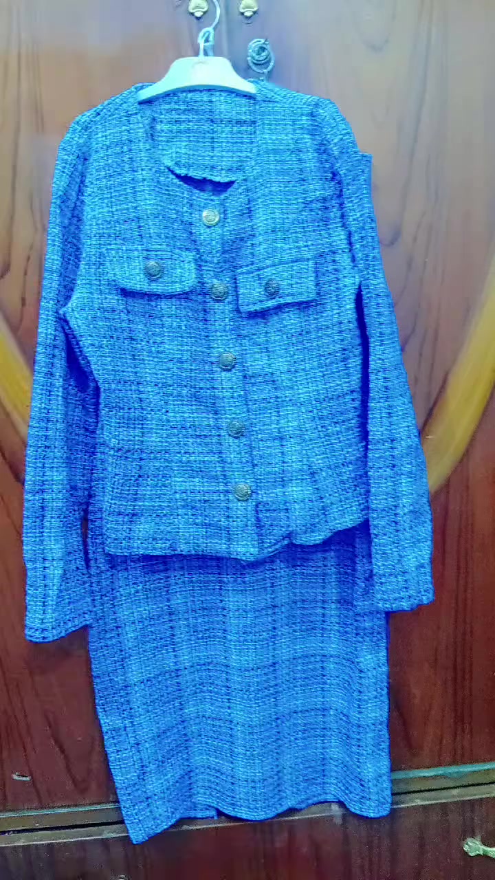 بنات هذا السوت يجنن اريد ابيعه قياس 38ماملبوس غير مرة وحدة


**إذا كنت صاحب هذا الإعلان وتريد حذفه لأي سبب، رجاءا أرسل رسالة إلى الدعم الفني**