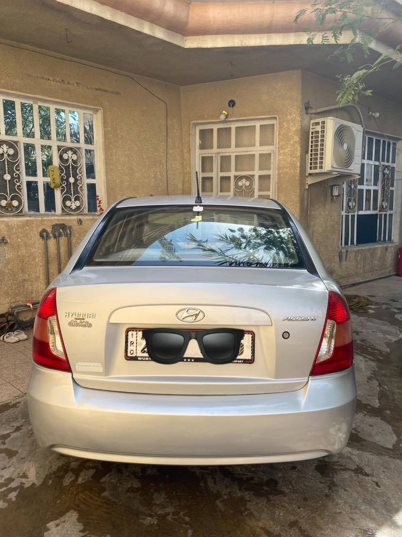 اكسنت مقدس موديل 2007 مابيها لا ضربه ولا صبغ فقط بارد بسيط بالجاملغ
رقم ديالى الانكليزي الجديد هزه جديده سياره خير من الله مابيها نقص مكان السياره بغداد قرب الجزيره السياحيه باسمي 
*********** 📞 سعرها 87

وسونا موجود بالصور
