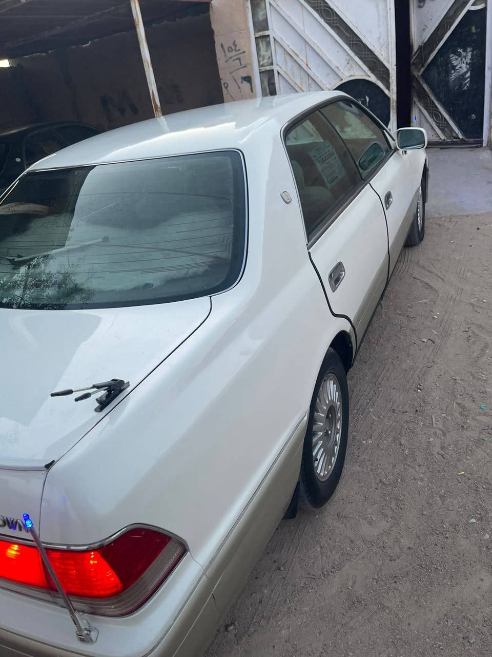 سلام عليكم راس ثور للبيع موديل 1998كفاله من الكص وضربه والخياس ونقل تحويل وين ماتريد مشروع وطني بسم اخوي سياره مال جناي تعبان عليه رقم انبار مشروع وطني تحوي بكل محافضات سنويه مجدد ل 28 تخم تاير العنوان بصره ابي الخصيب سعر 105وبيه جمال ***********
