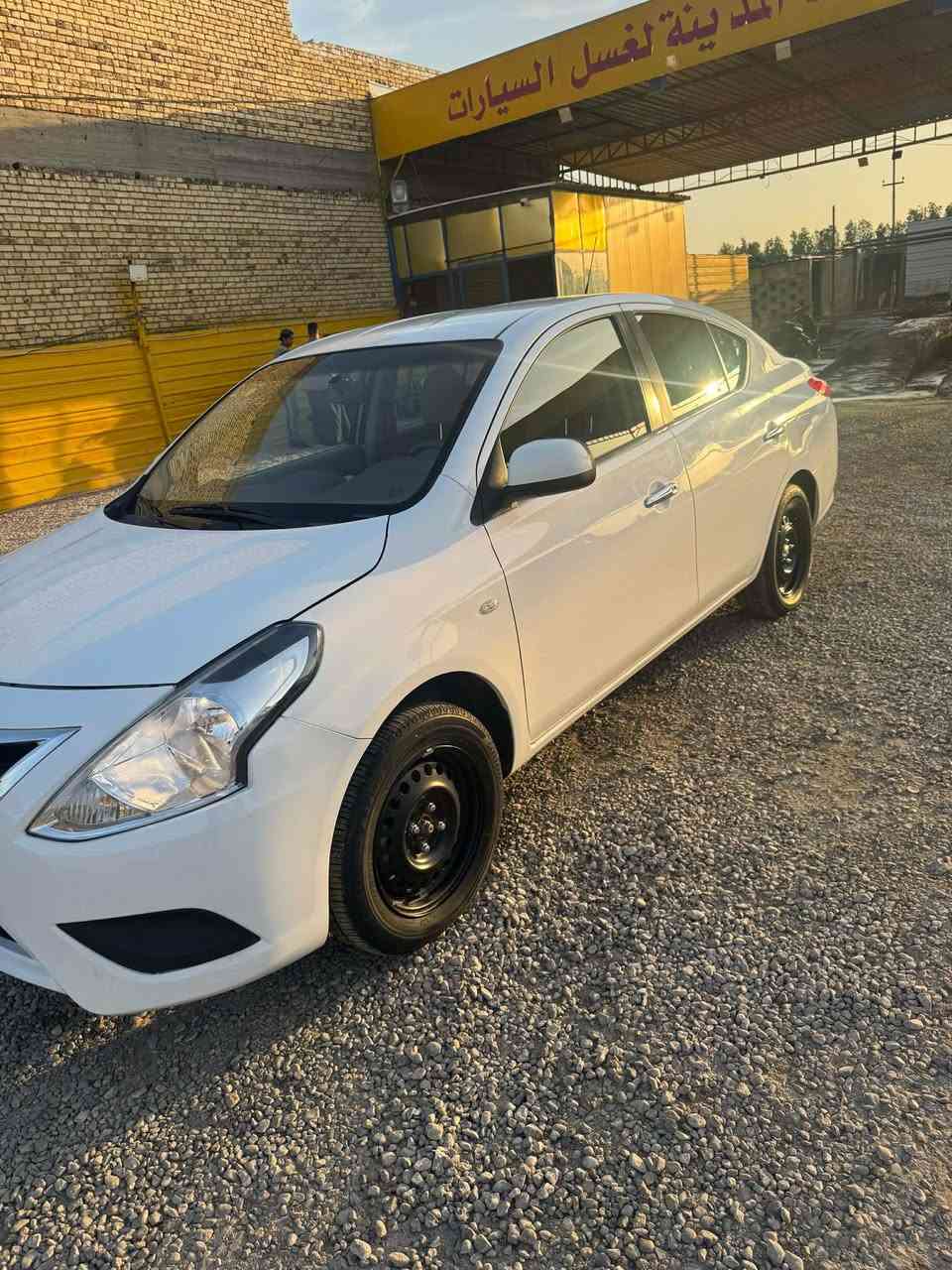 السلام عليكم للبيع نيسان صني عندي بليته زركه
موديل 24 تبديل بنيد صبغ جاملغ امامي السياره كارتون ماشيه 40 الف حره تترقم جميع المحافظات 
مكان سماوه الرميثه 
***********
سعر 97
