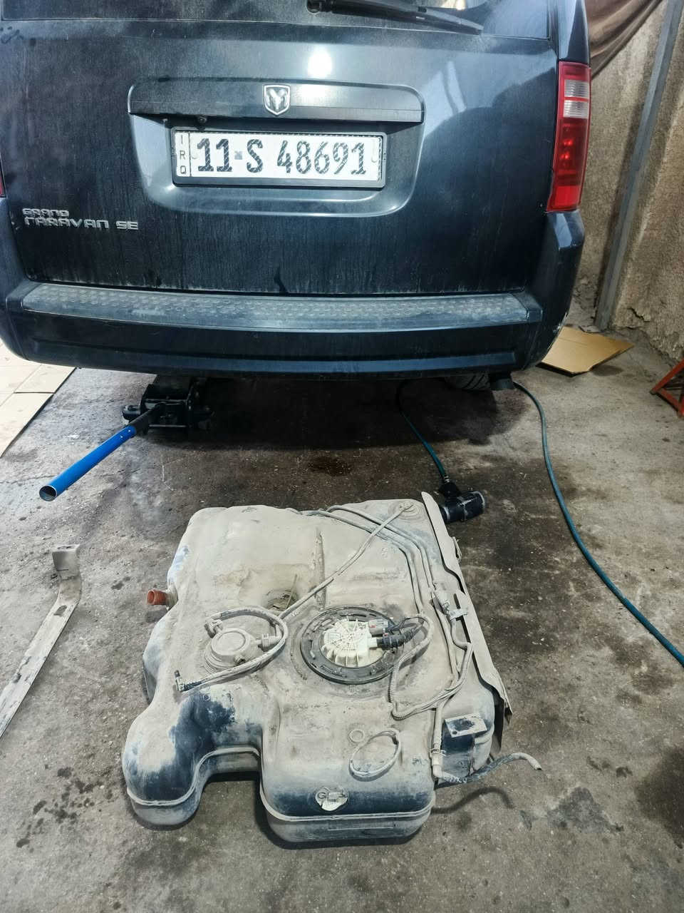 حلال الاخ حسين
تبديل خزان بانزين اصلي
مع مبخره تفصيخ اصلي
تبديل فيشه فيت بم اصلي
بعد ماكان يعاني من ريحه كلش قويه بفضل الله رجع كلشي بلادي   كل صوندات ع وضع شركه 
#دع_صيانه_لنا_وتمتع_بالقياد
***********
