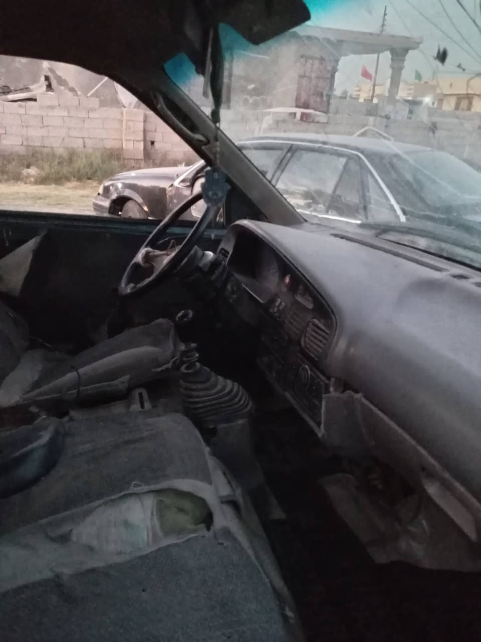 سلام عليكم ورحمة سياره بريجو موديل ٩٩رقم بغداد أجره تحويل ثاني يوم مكاتبه شرعي مثل مامضح بلشاشه شواصي يرادله شويه تعمير او أجيب غلاف كامل مايكلف اتخم تاير السعر 30وبيه مجال مكاني صويره شارع المطار الاتصال على الرقم ***********واني خادم
