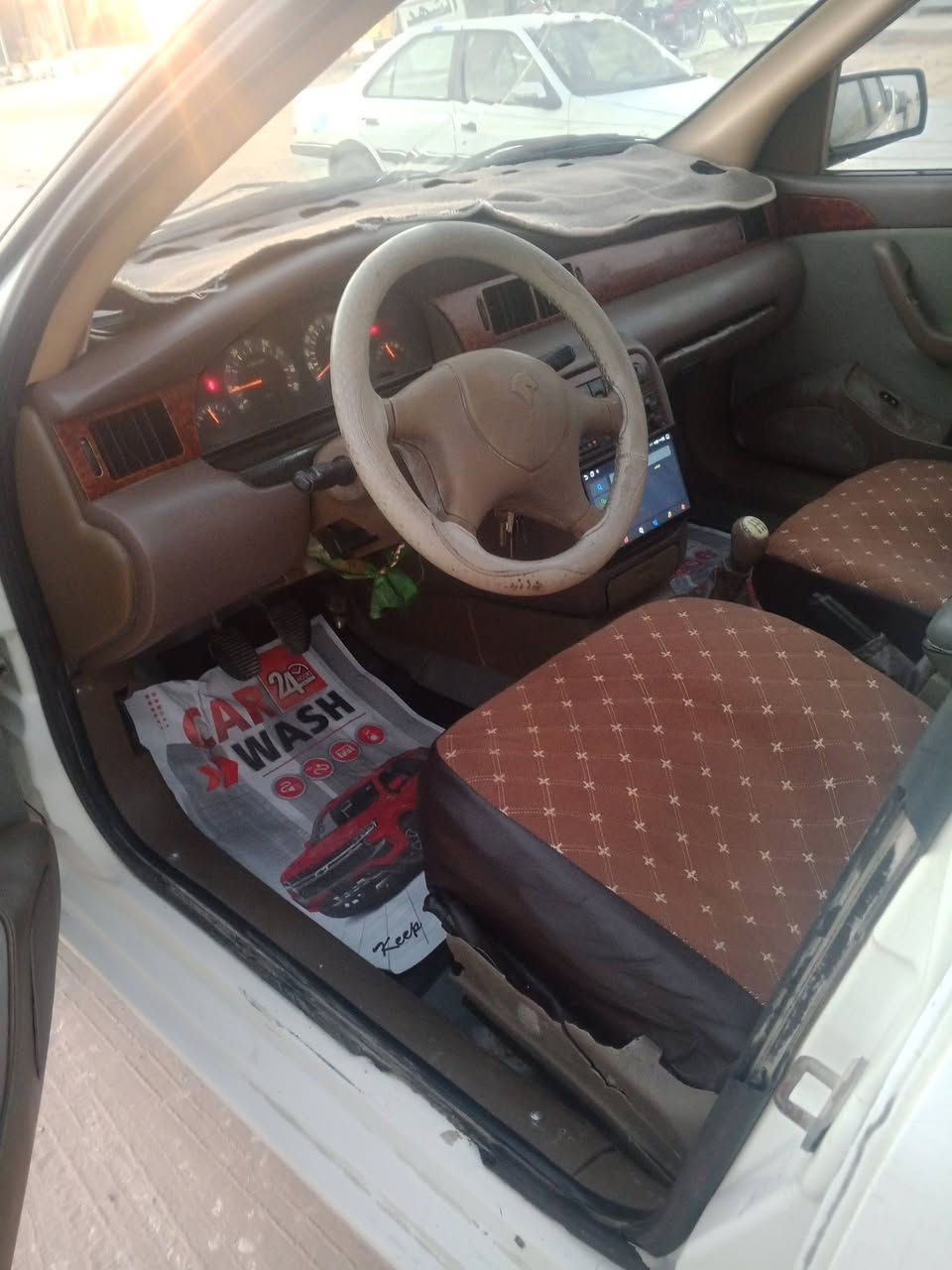 سمند موديل ١١ مكفوله كفاله عامه كير تبريد حداديه محرك قبل ٣ ايام شديته السياره برغي ماعايزه بسمي تخم تاير جديد السياره ربع ما اتذبةعليه كلشي ما عايزه سعره ٤٧ وبيه مجال قليل ***********
