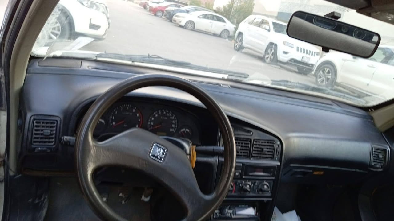 يا الله للبيع بيجو روى موديل 2009 السيارة بلادي كير ومحرك خير من الله خصوصي تحويل مباشر رقم انكليزي السعر 31 وبيها مجال الاتصال على الهاتف ***********
