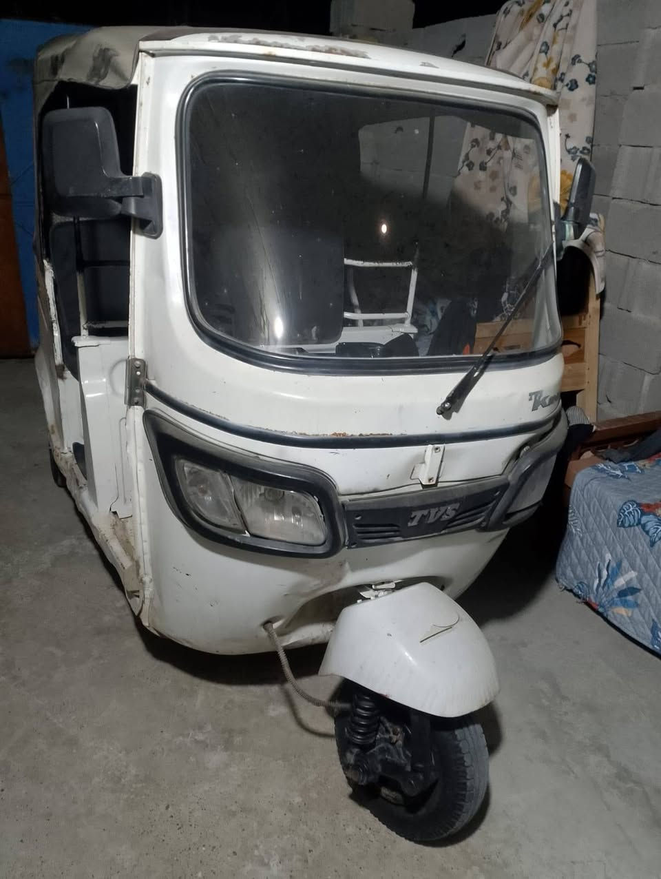 تكتك للبيع موديل 21.شري.يتصل.علاالرقم.***********
