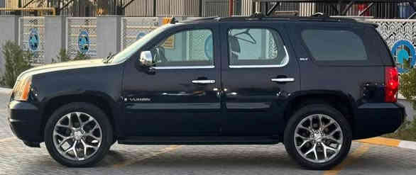 السلام عليكم  
للبيع سيارة يوكن  SLT موديل 2007 نيلي  رقم سليمانية الجديد دولي محرك ٨ سلندر ٥٣٠٠  صبغ بنيد فقط بدون ضرر شرط الفحص والسونار مرفق 
المواصفـــــات 
ويل كب كروم حجم 22 مع تخم تاير جديد فتحة سلايد روف 
حساسات خلفية اصل شاشة  وكاميرا
 جامة الباب الخلفي كهرباء
تشغيل عن بعد 
قبق جنطة كهرباء 
دواخل جلد اسود ملكي  اصل مع تدفئة كشنات 
كشنات امامي فول كهرباء 
ميموري كشن للسائق
شاشة كتابة اعطال 
سكليتر كهرباء  
كشنات سياحي تبريد 3 قطع مع تحكم خلفي بالتبريد
تحكم ستيرن جهتين متكامل 
مرايا نيكل مع اشارات داخلية مع اطارات 
تطعيم صاج للدواخل ابواب ودشبول
گير مكينه حداديه لوك بعدها برغي ممفتوح بل سيارة فضل من الله  تبريد ثلج سيارة بمعنى الكلمة جديده جدا
السعر المطلوب 188$
***********
العنوان بغداد حي الجهاد بغداد
