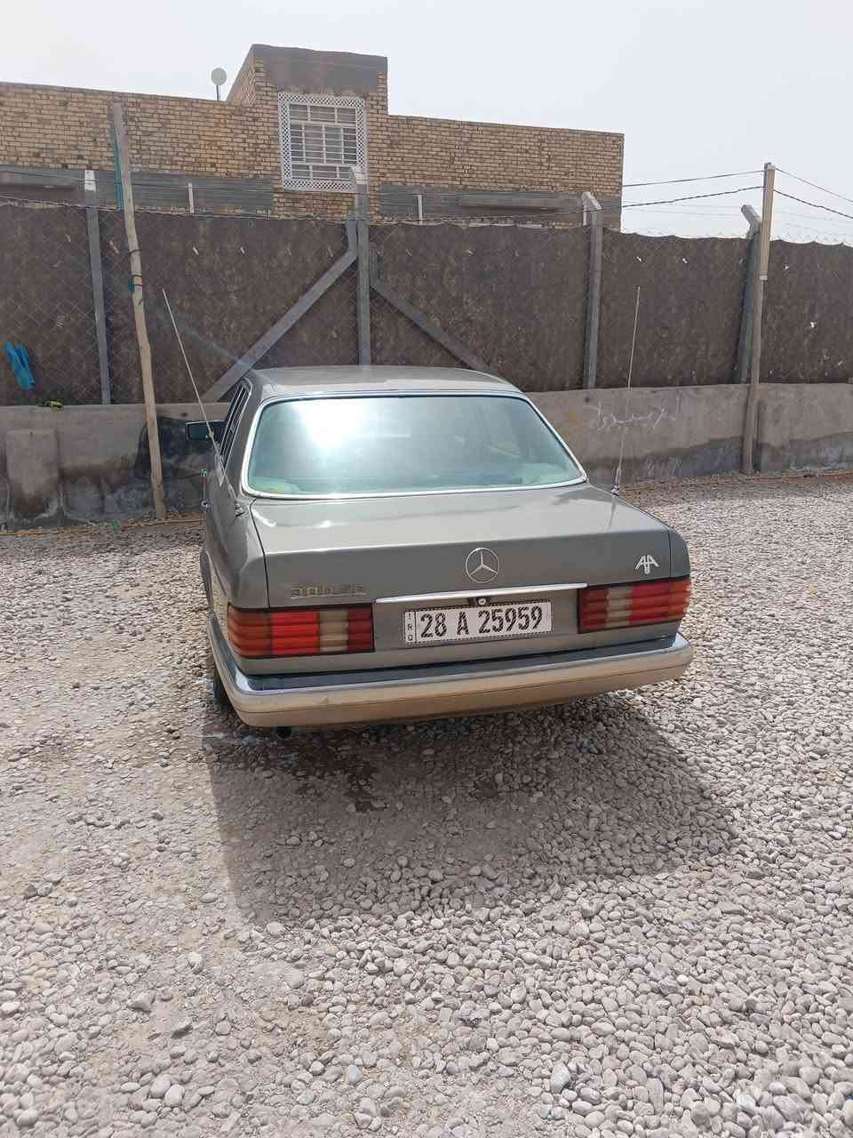 سلام عليكم مارسيدس رئاسي موديل 84سياره مشروطه كير ومكينه كفاله محور بطه صارلي ثلاث تشر من شديتهن تبريد ثلج حداديه خير من الله تايرات 80% كهربائيات كله شغاله بلاد سنويه لل2027شهر سابع تنتهي سعر 55وبيه مجال اومراوس حسب القناعه عنوان سياره ديوانيه رقم الهاتف ***********
