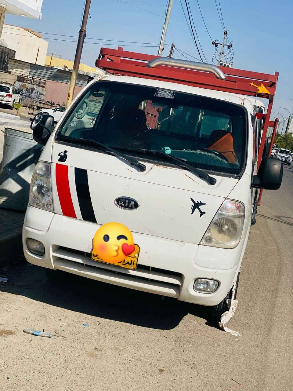 سلام عليكم كيه مديل ٢٠١١ سنويه منتهيه صار ١٠ سنوات سياره بدون تحويل ماعرف صاحبها محرك شاصي كير كلها شرط ابيعها بدون تحويل الوكاله مال الكردي موجود سنويه موجوده السعر ٧٠ ورقه رقم *********** 
***********
