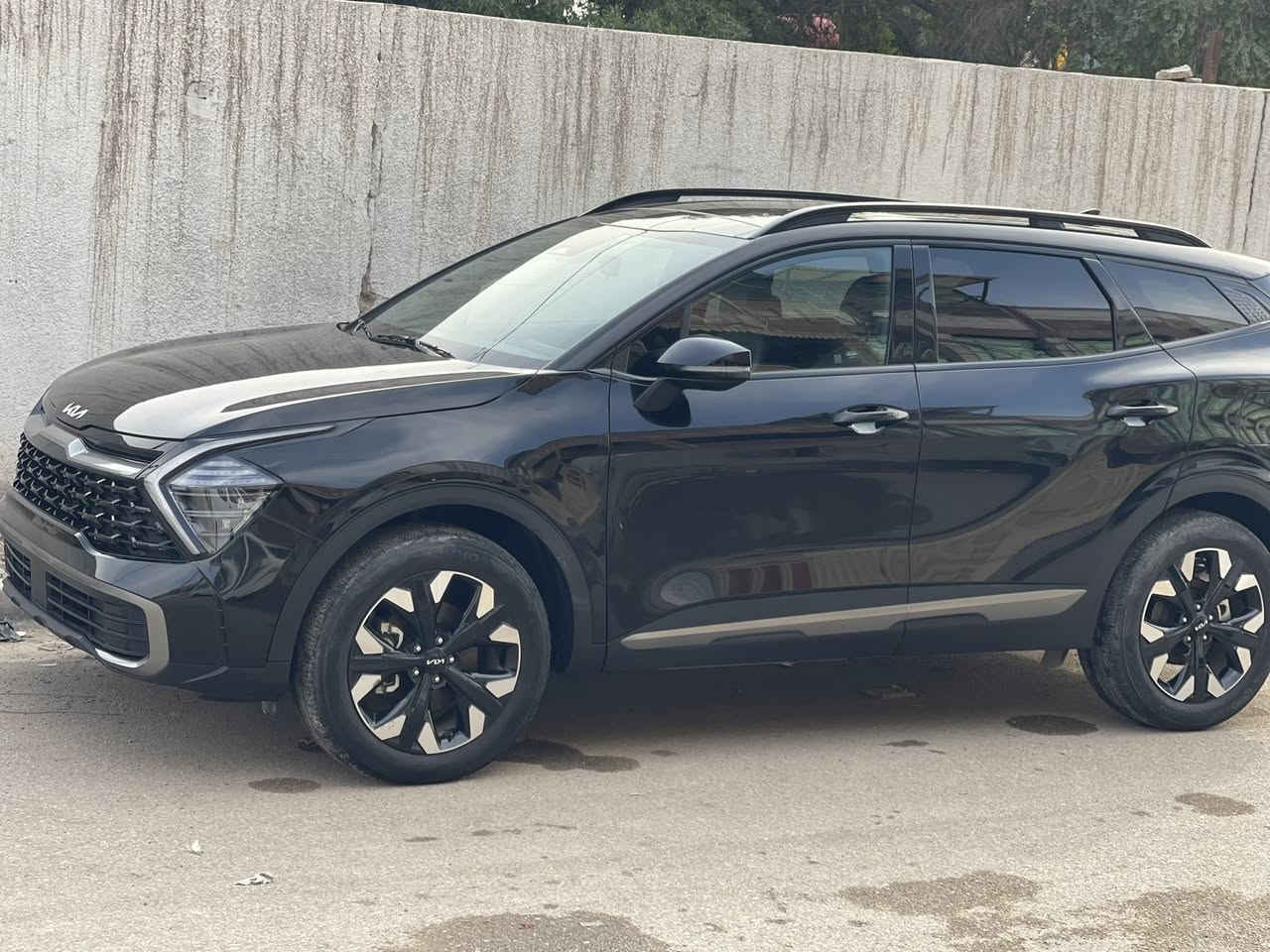 لسلام عليكم
سبورتج وارد امريكي 2024 
رقم بغداد مواصفات اكس لاين 
السياره فول ماشيه 16الف ميل 
بنوراما تحكمات وضعيات قياده 
كشنات جلد كرسي كهرباء 
بارد بلجاملغ الايمن والايسر وصبغ وتبديل بنيد 
الباقي كله مكفول من كير محرك كلشي 
بدون دواخل بدون ايرباك 
السعر 220 وبيها مجال 
***********
