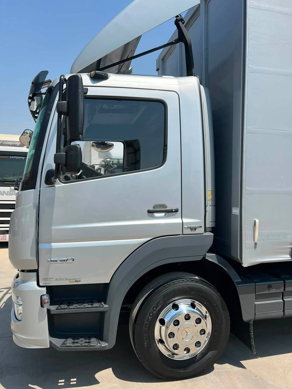 مارسيدس اتيگو  1530 موديل 2018 فول مواسفات طول بودى 740متر ارتفاح 285مترعنوان اربيل قوشته په طريق كركوك موبايل ***********/***********/اسيا ***********
