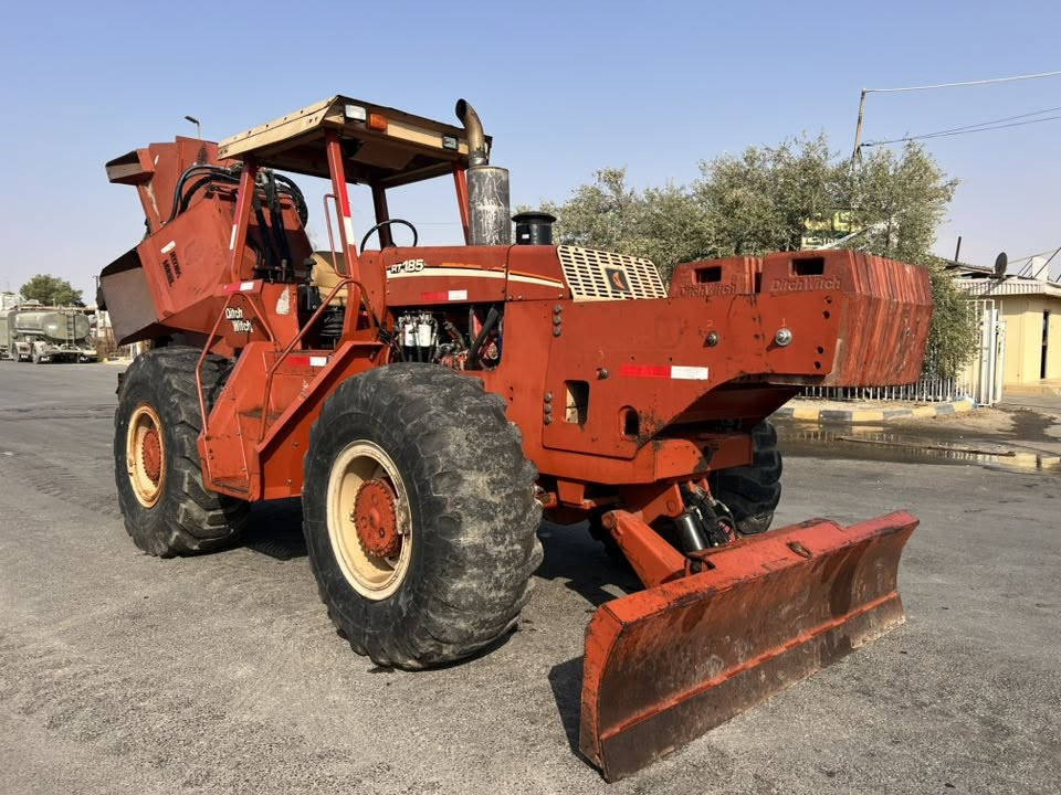 📌NEW ARRIVAL - وصل حديثا 📌

Ditch Witch RT185 

موديل 2004
عمق الحفر 1,30م 
عرض 25 سم
محرك جوندير 
6 سلندر تيربو  

🤭بحالة جديدة جدا وعلى الفحص الكامل

 📍موقعنا في الاردن / المنطقة الحره الزرقاء 📍  

💥نصدر إلى جميع أنحاء العالم 💥

👇للاستفسار👇 : 

تواصل معنا اتصال او على الوتس اب  

00962799445016


**إذا كنت صاحب هذا الإعلان وتريد حذفه لأي سبب، رجاءا أرسل رسالة إلى الدعم الفني**
