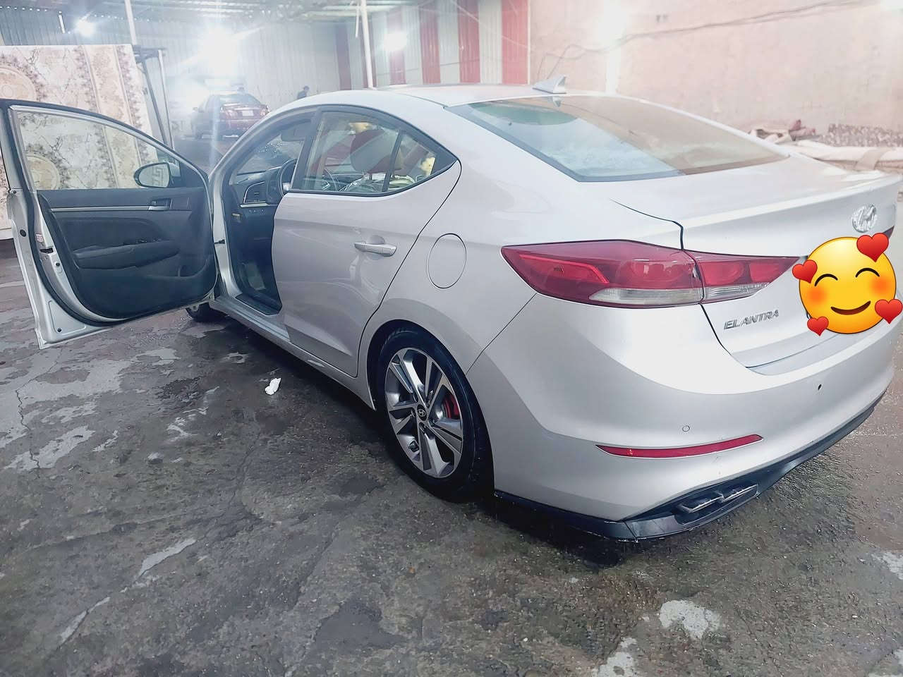 النترا وارد كندي 2017
فول مواصفات
مبدل بنيد فقط من غير الارباك
جراد قليل قماره وقبق الجنطه
الاتصال ***********
النجف الاشرف ترهم اقساط بكفيل بالمعارض
