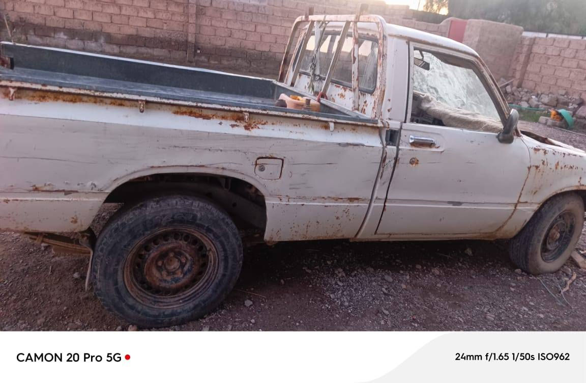 السلام عليكم سياره بيكم 80 للبيع مصقط ما مسجله محرك معمر جديد باتري جديد تواير 3 مال عذاري جدد السعر 6 اورق وبيه مجال شراي انتصل و تبشر ***********
