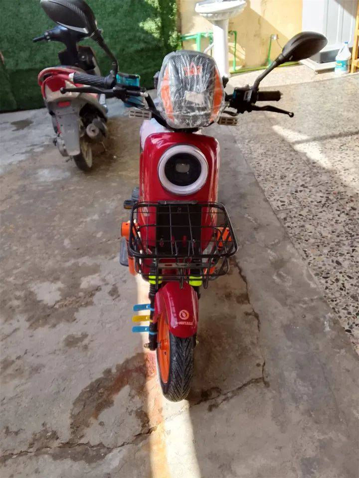 السلام عليكم للبيع دراجه أر تسعه دراجه مفوله للخير معرروفه موصفاته السعر 350وبيهه مجال العنوان بغداد الزعفرانيه الرقم الاستفسار ***********
