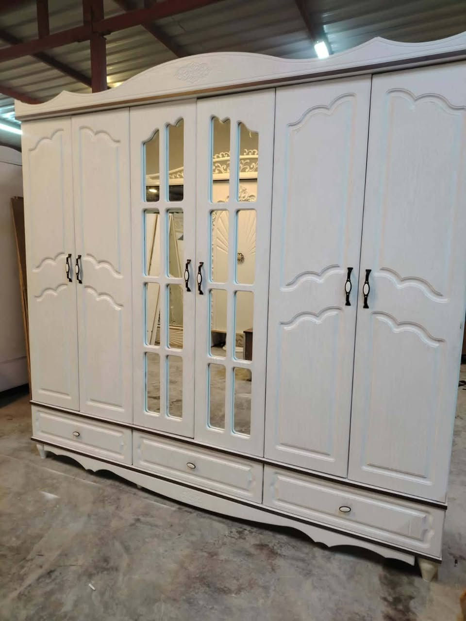 غرفة نوم مستعملة🇹🇷
غرفه شبابيه 👬
موديله الكانتري 🤍
أسره منفصله 💢
 نضافة90 ٪💯
عدد القطع / 6
نضام / أبواب 💢 
سعرها / 600 قفل 💸
شد ونقل داخل بغداد مجاني🚛
يوجود توصيل محافضات 🚛


**إذا كنت صاحب هذا الإعلان وتريد حذفه لأي سبب، رجاءا أرسل رسالة إلى الدعم الفني**