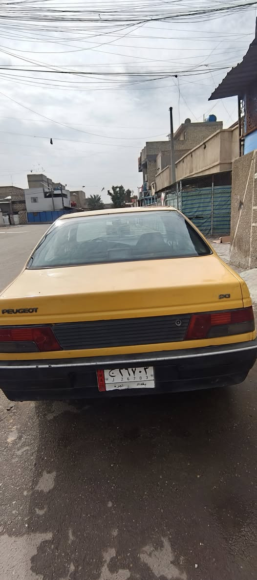 السلام عليكم بيجو روا للبيع موديل 2010 سيارة جاهزة من صدر وگير ومحرك وتخم تاير مصفرة هيئة وغرامات شرط تحويل سعر 17 ورقة مكاني بغداد ***********
