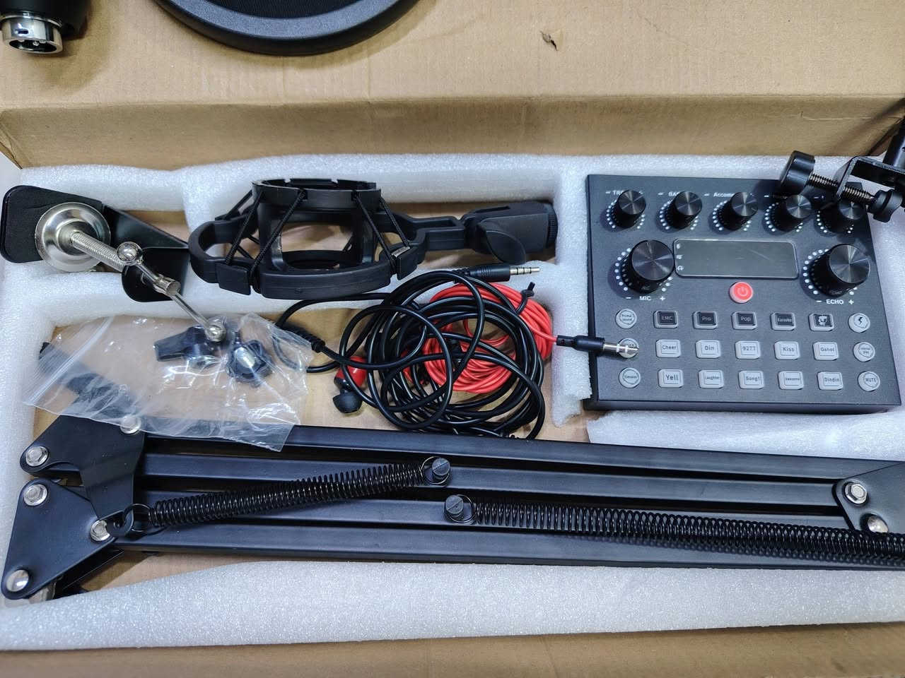 مكسر صوت لبيع جديد مامستخدم


**إذا كنت صاحب هذا الإعلان وتريد حذفه لأي سبب، رجاءا أرسل رسالة إلى الدعم الفني**