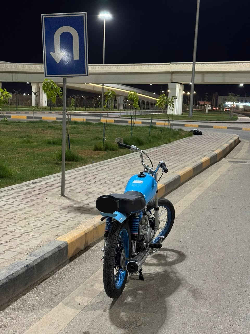 دراجه للبيع بدون تعميره كلها جديده ماعده المكينه ٢٠٢٥ كفاله بس عوزها كلجات ولويل الوره مستخدم الباقي كله جديد ابيع بنزال او بدون نزال سعر 650 بيها مجال رقمي بس واتساب ***********
