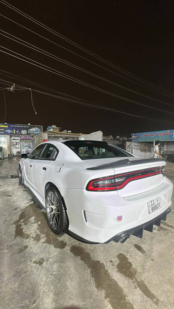 🔥 للبيع – دودج جارجر 2022 (هيمي 5.7
✔️ المحرك: 5.7L HEMI    
السياره عليـها كزوز دبات سـود  بالاضافه السياره مبـرمجه عليها تخم تاير ماصارله سبوع 
حادثه موضح بلمنشور +البنيد اني محدثه 
- ماشية40 الف
رقم مميز  
💰 السعر: 195 (قابل للتفاوض)للاستفسار *********** المكان بغداد
