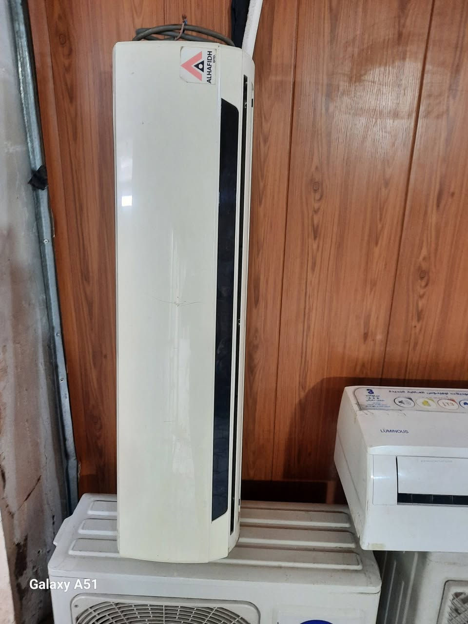 سلام عليكم سبالت ١طن نوع جنرال الكترك  انفيرتر او ٢طن يورك بس بارد  او خارجيه ١طن كري انفيرتر او ٢طن داخليه الحافظ سبالت جاهزات من كل شي العنوان بغداد رقم الهاتف *********** السعر ٨٥٠
