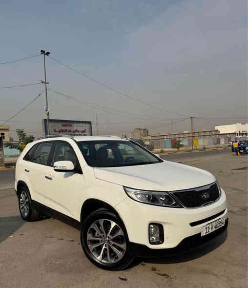 السلام عليكم كيا سورنتو خليجي موديل 2015 رقم بغداد الدولي تحويل ثاني يوم ماشية 104 محرك 3500/6 سلندر /7راكب 
بيها ضربة بابتين الصدر وانصبغت الصفحة توحيد لون شواصي لغود مكفولة عالسونار ابيعلك المواصفات بصمة تشغيل وابواب كشن كهرباء كشنات جلد بردات خلفية وباقي المواصفات المعروفة السيارة جاهزة دينار متصرف عليها محرك كير تبريد صدر كله سليم  للبيع فقط اعتذر عن المراوس السعر 163 ورقة بيها مجال بسيط حق الجية للاستفسار *********** مكاني بغداد غير متواجد عالنت الشراي يتصل بغداد

