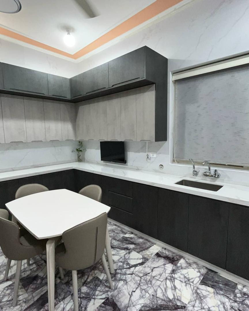 مطبخ تركي من أعمآل نجارة الأخوين علاء والحاج حيدر الدخاني كوت هوره خلف جامع أبو الفضل العباس ع هاتف ***********او***********
