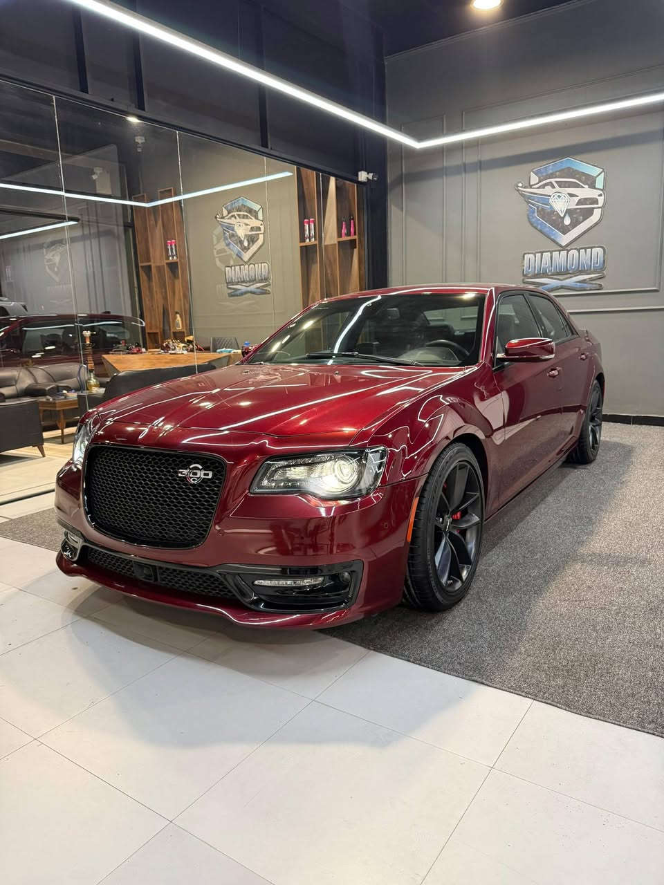 كرايسلر C300 . SRT  LAST CALL.  2023  فول 1/1 
 مكينه : 6400  . مكان السياره بغداد اي ستفسار ***********
مواصفات :_                 
✓ بنراما 
✓ رادار امامي           
✓ رادار جانبي 
✓ سستم صوت هارمن كاردن 
✓ كشنات تدفئه وتبريد 
✓ نقطه عمياء + ترحيب 
✓ اكواب تدفئه وتبريد 
✓ كشنات خزن ميموري 
✓ ستيرن كهرباء 
✓ لايت امامي متحرك 
✓ دشوبل كاربون فايبر 
✓ اشاير بل مري 
وباقي المواصفات معروفه فول 1/1 🔒

مكان السياره بغداد  بدون رقم تترقم جميع المحافضات  . ماشيه 7 الف  فقط كله عله وضع الشركه ونضافته 100% 
حادث السياره دعاميه فقط كفاله من كلشي السياره من البارد ومن الصبغ ومن التبديل شرط فقط دعاميه مبدله وبيه سونار  وكل تفاصيل السياره واضحه . للبيع اول مراوس اي ستفسار بخصوص السعر خاص اول الاتصال على الرقم *********** مكاني بغداد حي الحسين .
