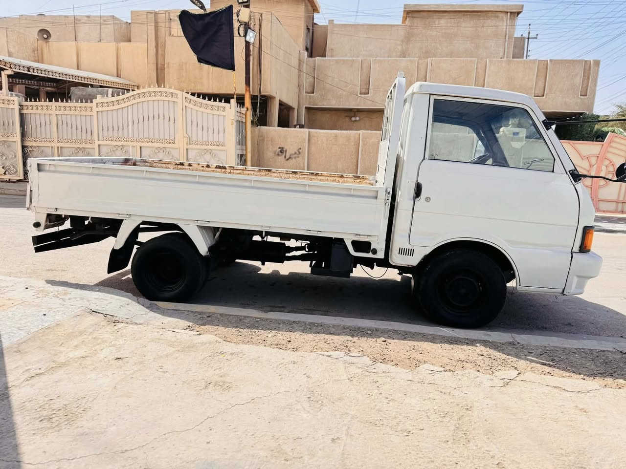 سلام عليكم كيا حمل للبيع موديل 1995
مكينه وكير واكسن وباور مكفول 

سنوية 2030

بسمنا رقم بغداد

كهربائيات كلها شغاله 

ماصدتها موجوده محجر موجود

مكان بغداد الزعفرانية 

حداديه  خير من الله

صدر جديد 

سعر 40 وبيها مجال حك الجيه

رقم *********** ملاحضه لمو شراي لا يعلق ولا يتصل
