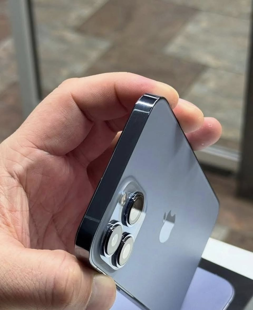 ايفون 13 برو ماكس بحري جداً نظيف ضمان 10ايام جهاز وين ما يعجبك تفحص وتر بروف 
ذاكرة 256 البطارية84 
السعر/760
***********
