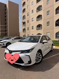 كورلا هايبرد شكل خليجي 2025 للبيع مكفولة من صبغ وبارد وتبديل  فوول موا...