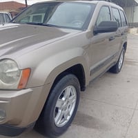 جێبی لاریدۆ مۆدێل 2006 بێ دەعم و بێ لێدراو سەیارەکەبێ مەسروفەماڵی دۆست...