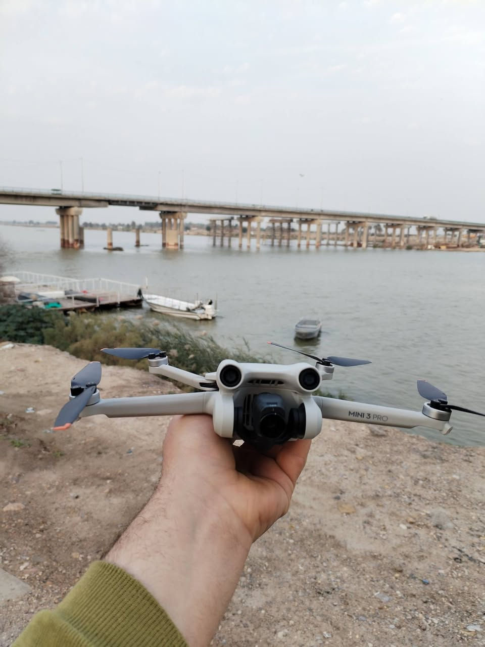 السلام عليكم طياره للبيع كامل مواصفات جنطتها اللي يحب يتواصل يتواصل هذا الرقم مكان واسط
***********
***********
