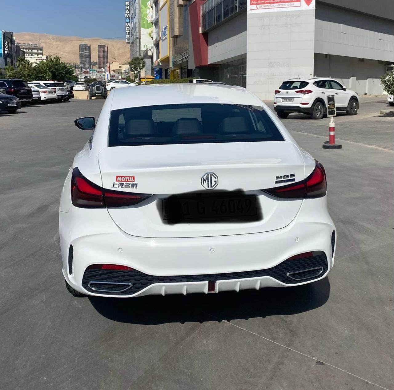 بەناوی خوای گەورە 
MG GT 2024
***********
ئێم جی جیتی ٢٠٢٤ 
شاشە ئەكتیڤ 
بۆیاخ تەنك 
سەیارەكە ٨ هەزار كم ڕۆشتووە 
فول مواسەفات كامێرە ٣٦٠ 
حاسە و كامێرە و سڵاید ، مواسەفاتەكان دیارن
بەرگە كوشن و گاعی قاڵبی بۆ كراوە 
سەیارەكە ڕۆنی مۆتۆڵی تێكراوە
یەك پەڵەی بچوك پیدی ئاڕی هەیە 
سەر چەمەلەغی دواوە 
بەس لە سۆنەر دەرئەكەوێ
 سعری ١١٩ گەڵا و مەجالێكی كەم
تكایە گەر مشتەریت تەلەفون بكە 
***********
لە سلێمانیە سەیارەكە السليمانية, العراق
