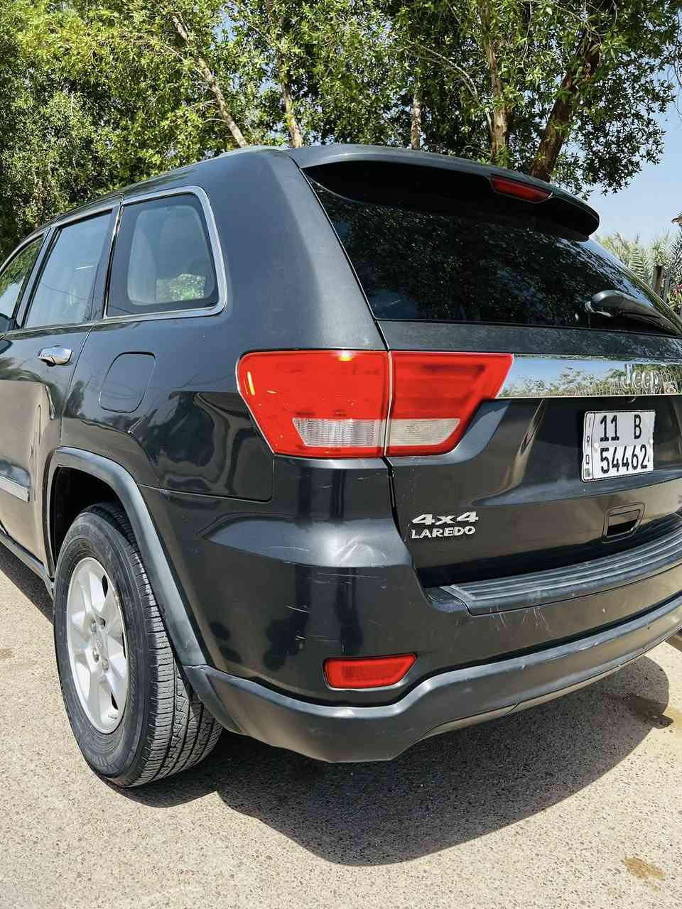 سلام عليكم 
للبيع جيب لاريدو 
موديل ١١ 
بيه قطع صبغ أبيع حزام 
مكان سياره اليوسفيه 
***********
***********
سعر ١٢٥ وبيه مجال 
اخوان مكلف بنشر رجآرقم صاحب سياره موجود
