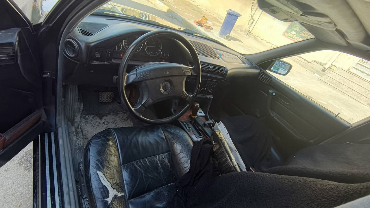 يالله سلام عليكم بي ائم 225بجم عريض رقم بغداد بسمي تريد وكاله تريد تحويل هزه جديده سنويه جديده  مكينه مسكر دبل فانوص تبريد ثلج حداديه طوبه سياره جاهزه وخير من الله موجود فيدو وصور شوف عينك سياره مكفوله من ضربه فقط صبغ الجماليه مكان سياره. الناصريه ذي قار مركز ترهم مراوس حسب القناعه السعر 58وبيه مجال قليل حك الجيه ***********
