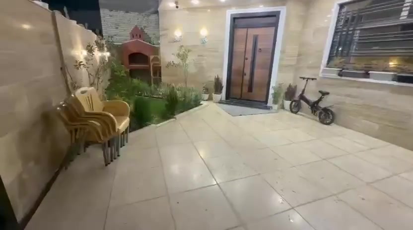 🏡 بيت للإيجار – الجادرية
📍 خلف Coral Baghdad Hotel

📐 المساحة: 250م²
✨ يتكون من:
🛏️ 5 غرف نوم + غرفة خادمة
🛋️ صالة واستقبال
🚗 كراج
🌿 حديقة صغيرة مع باربكيو
💼 مناسب جداً للشركات والسكن الراقي

💰 الإيجار الشهري
دفع سنوي او كل 6 اشهر 
📞 للاستفسار والمشاهدة 
📞 اتصل: ***********
💬 واتسا ب ☝
🔎 رمز العقار : 321
