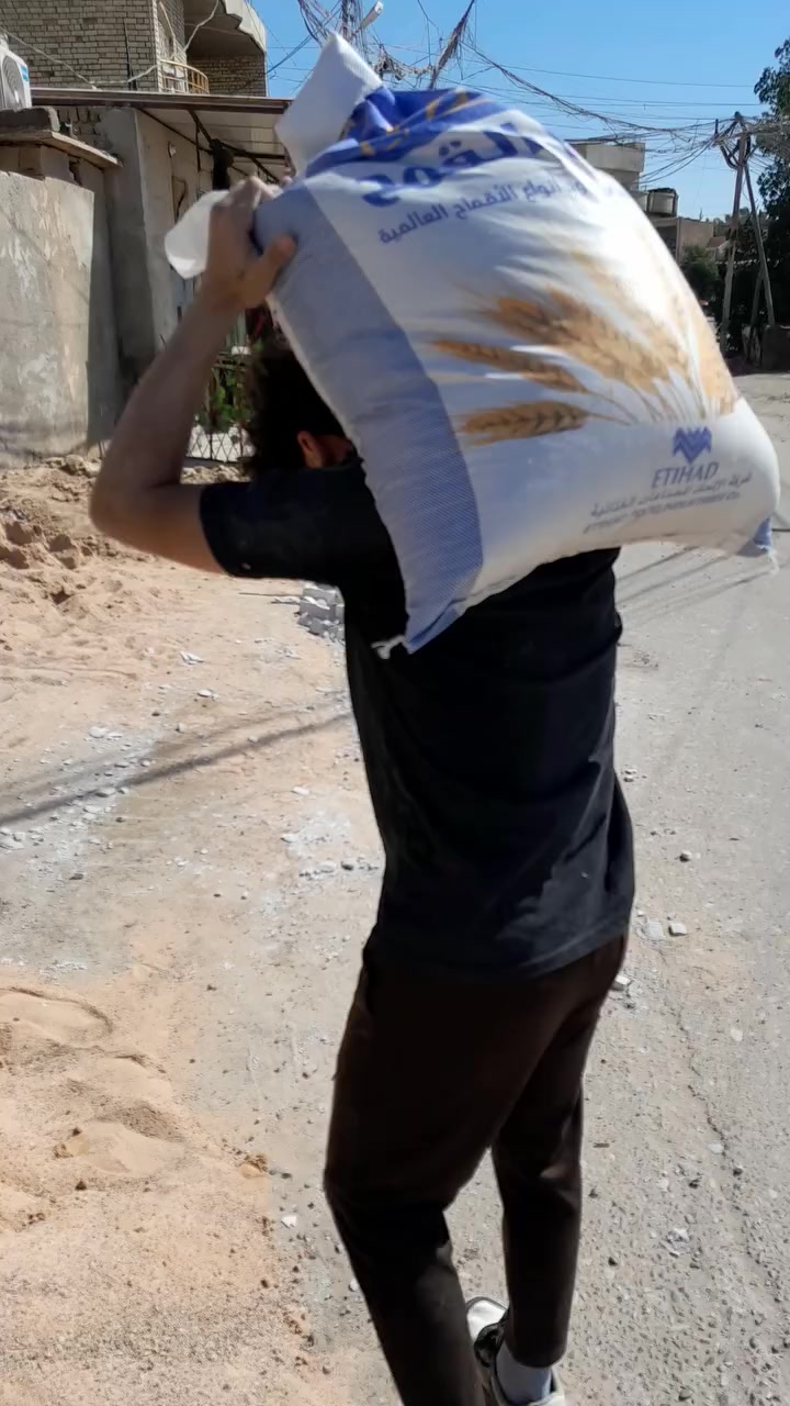 يالله السلام عليكم من ميسان العمارة رقم تليفون واتساب هم بية (***********) يوجد عمال تصعيد كافة المواد وتفليش وتنكير لبخ بتالو تشميع بيوت مساوات بتالو حفر قطع تزفيت صطح تزفيت بتالو تنزيل انقاذ تنزيل تراب صطوح تدخيل سبيس نقل غراض بيت بنسب الاسعار
